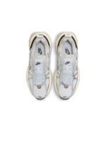 나이키 V2K 런 여성용 - Summit White Metallic Silver - Image 4