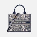 디올 Small Book Tote Bag Toile de Jouy Sauvage White Navy Blue
